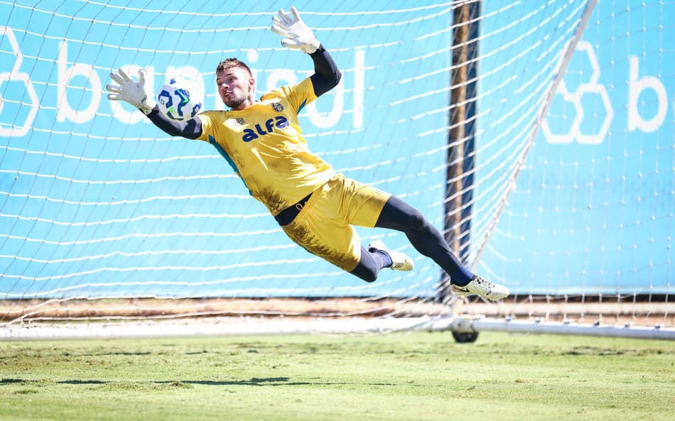 Gabriel Grando em treinamento do Grêmio. (Foto: Lucas Uebel/Grêmio FBPA)