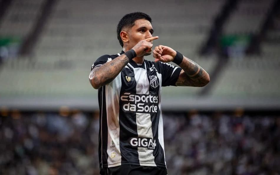 Galeano comemora gol do Ceará contra o Sport, pelo Brasileirão (Foto: Felipe Santos/Ceará SC)