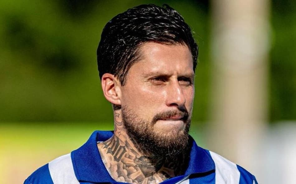 Gustavo Nicola, volante do CSA. (Foto: Divulgação/CSA)