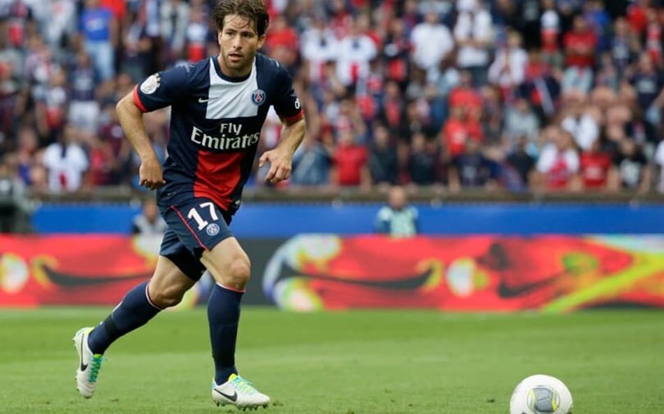 Maxwell em ação pelo PSG, em que atuou com Ancelotti entre 2012 e 2013
