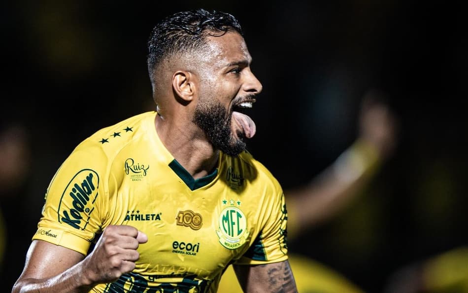 Reinaldo, lateral do Mirassol