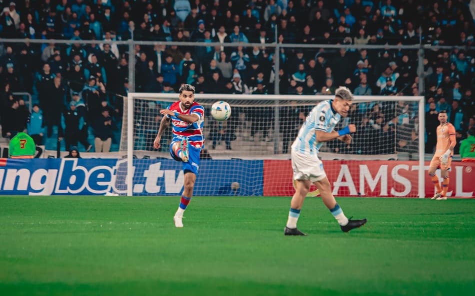 Partida entre Racing e Fortaleza, pela Copa Libertadores (Foto: Matheus Amorim/Fortaleza EC)