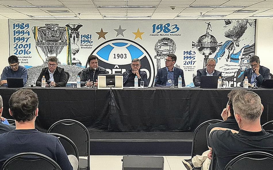 Balanço financeiro foi apresentado em reunião do Conselho Deliberativo na Arena do Grêmio. (Foto: Márcio Neves/Grêmio FBPA)