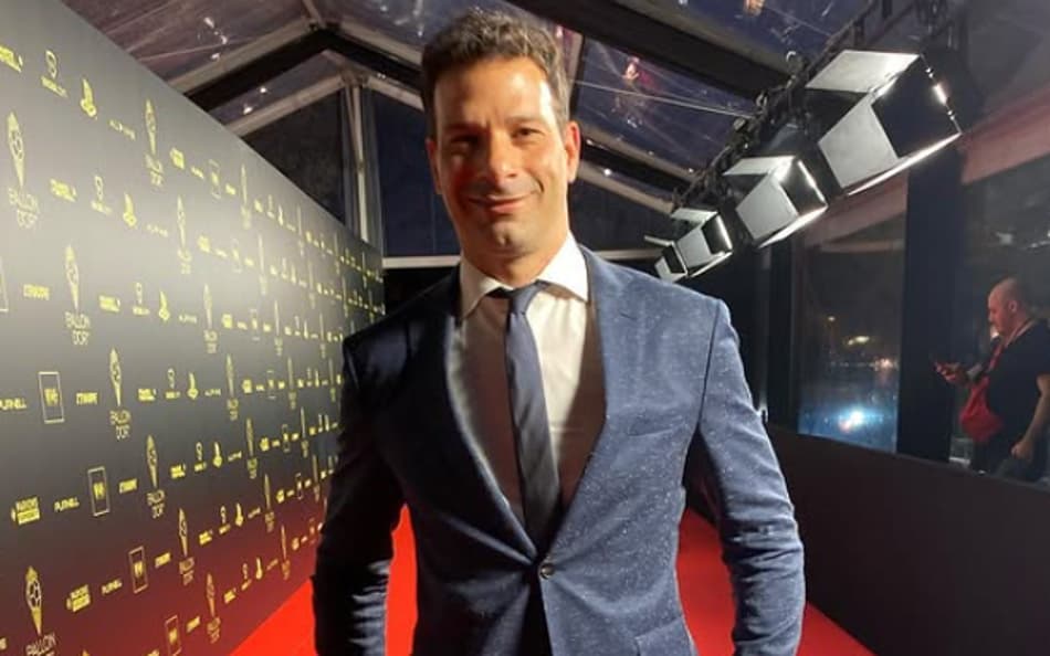 Gustavo Vieira presente na premiação da Bola de Ouro Foto: Redes Sociais