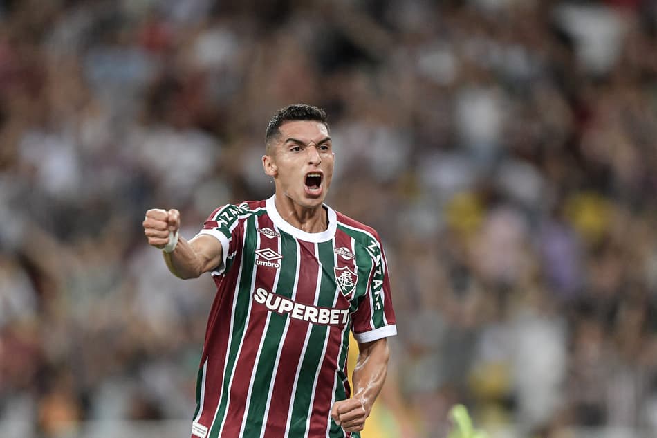 Kevin Serna jogador do Fluminense comemora seu gol durante partida contra o Sport