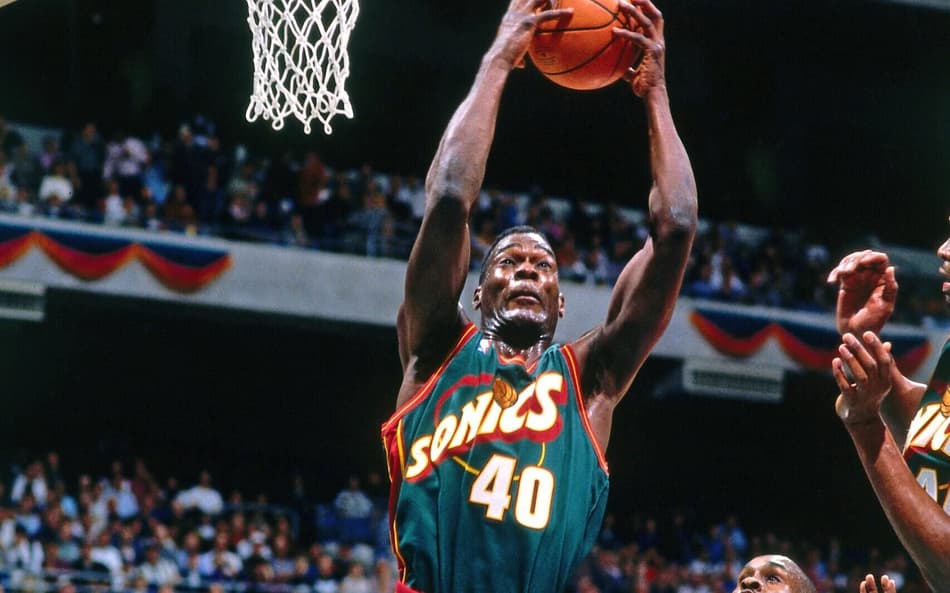 Ex-astro da NBA confessa ter atirado em dois homens e pode pegar 10 anos de prisão