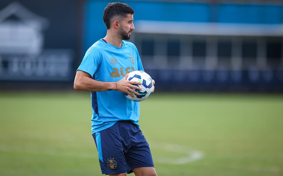 Villasanti está recuperado de lesão muscular. (Foto: Lucas Uebel/Grêmio FBPA)