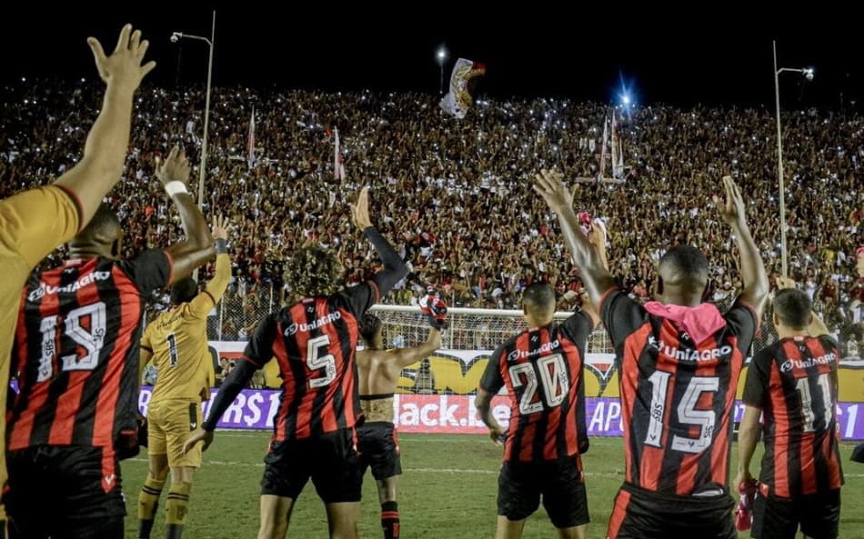 Vitória 4 x 1 Bahia (Série B - 2015)