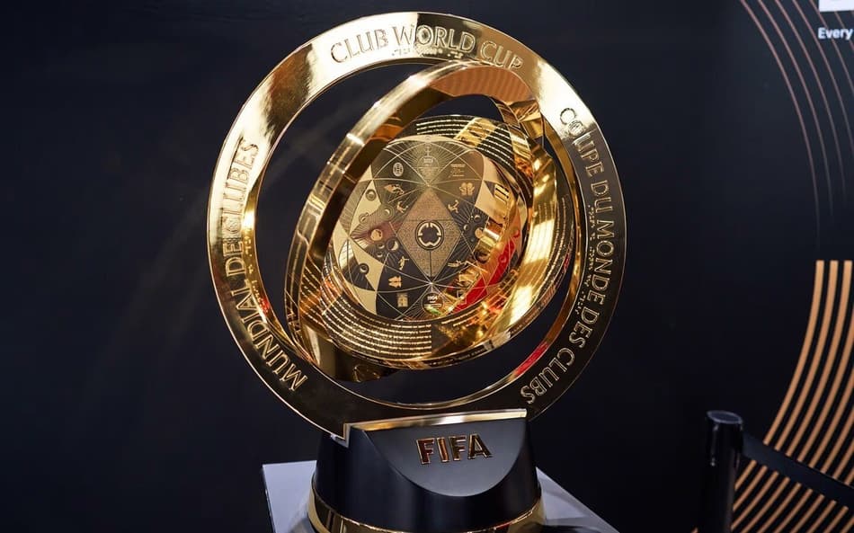 Troféu do Mundial de Clubes da Fifa (Foto: Divulgação/ Bayern de Munique)