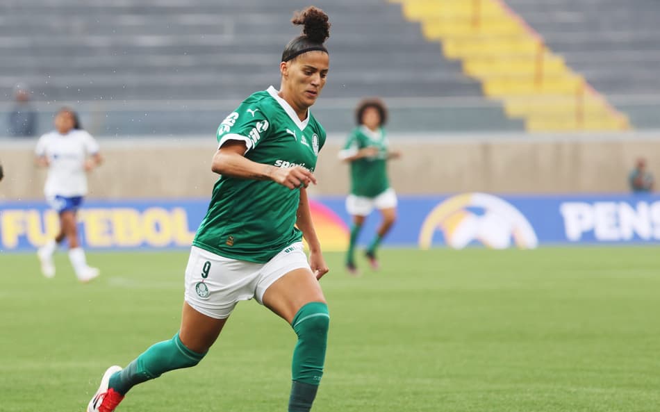 Amanda Gutierres é referência no ataque do Palmeiras e artilheira da equipe. (Foto: Fabio Menotti/Palmeiras)