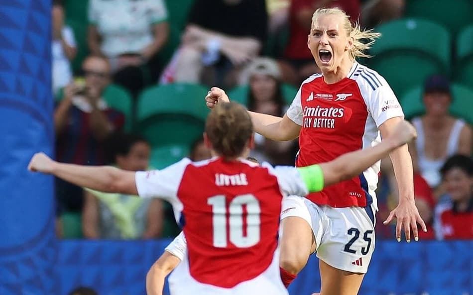 Blackstenius marcou o gol do título do Arsenal na Champions feminina. (Foto: UEFA/Divulgação)