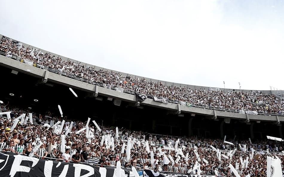 Torcida do Botafogo no Monumental de Núñez (Foto: Divulgação/Botafogo)