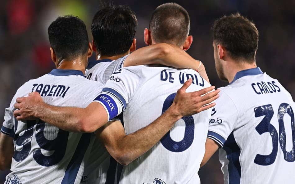 Elenco da Inter de Milão comemora gol sobre o Como (Divulgação: Inter de Milão)