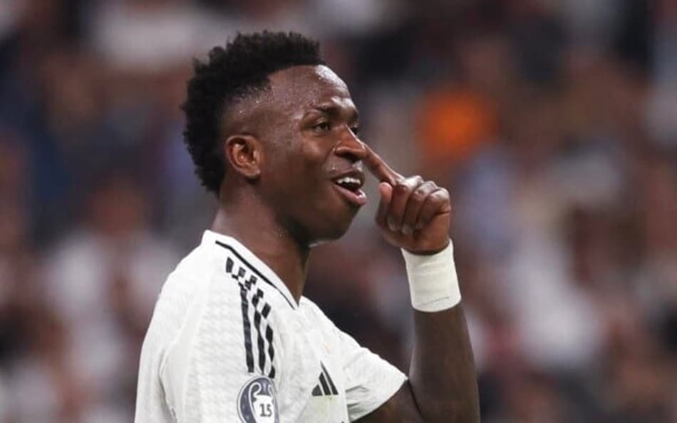 Vini Jr em Real Madrid x Milan