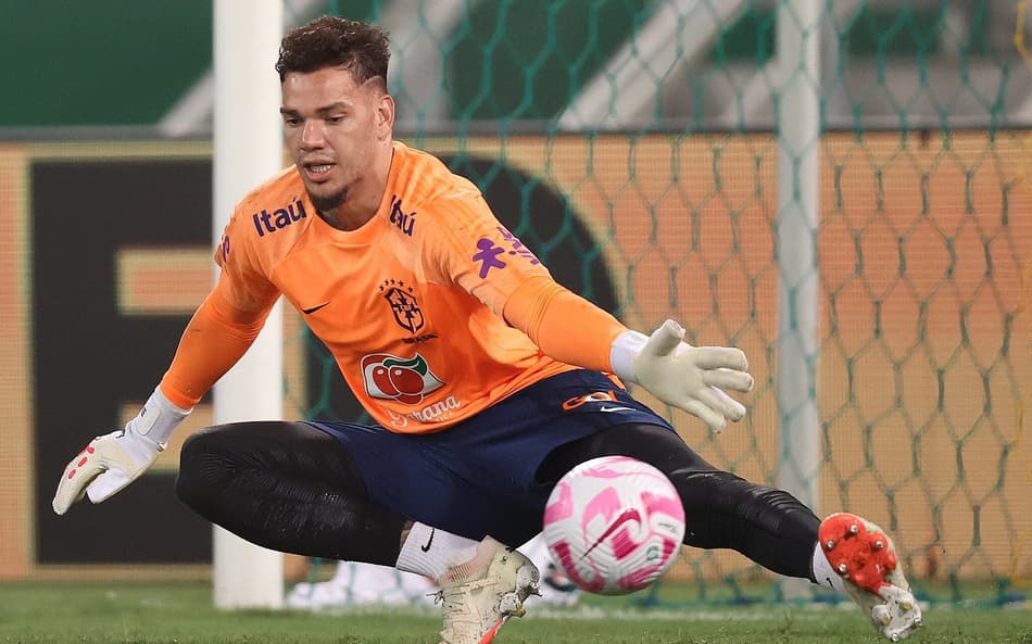 Goleiro Ederson, na Seleção Brasileira (foto: Vitor Silva/CBF)