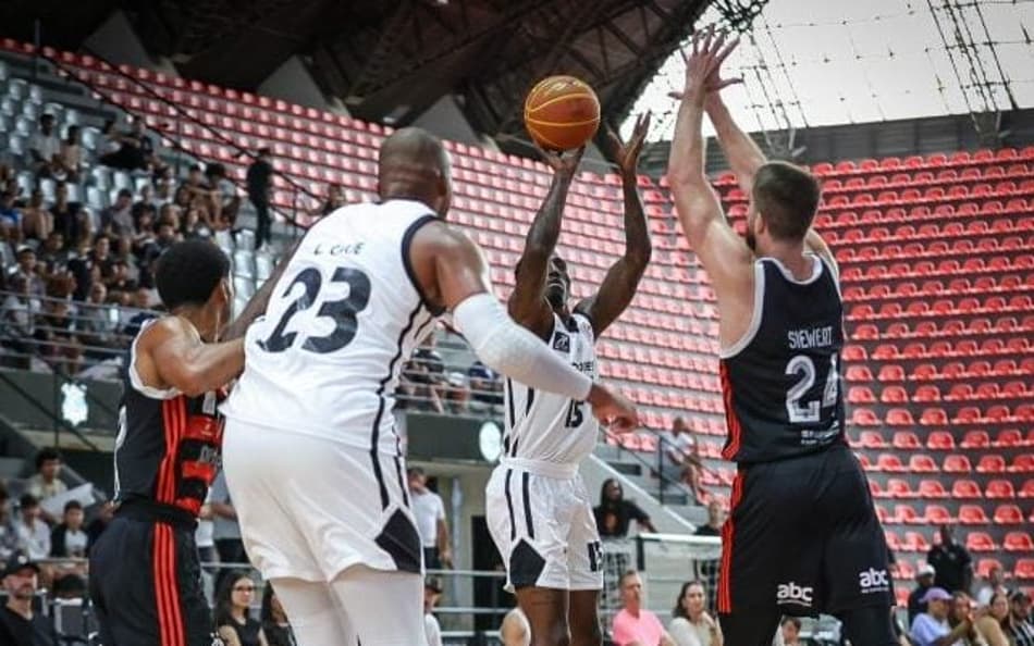 Flamengo contra Corinthians no NBB (Foto: Beto Miller / Corinthians)