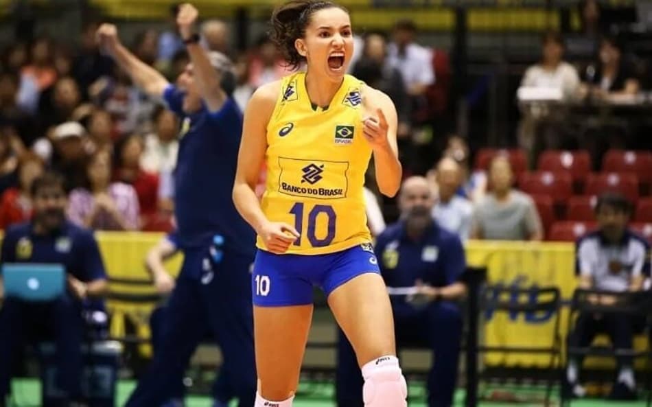 Gabi Guimarães é capitã da Seleção