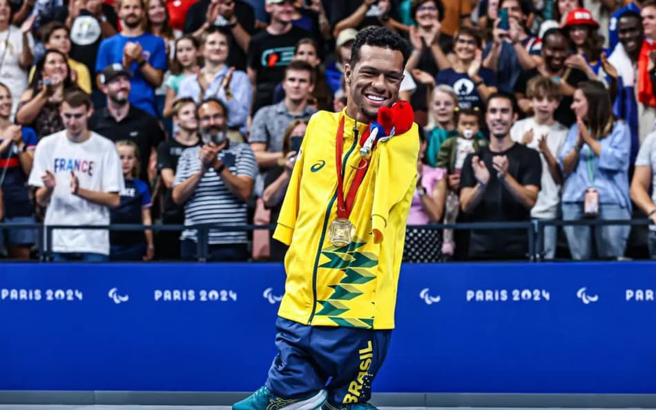 Gabrielzinho conquistou três ouros em Paris