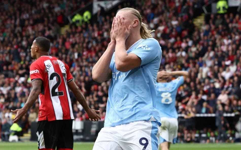 Haaland é o artilheiro da Premier League, com sete gols (Foto: DARREN STAPLES / AFP)