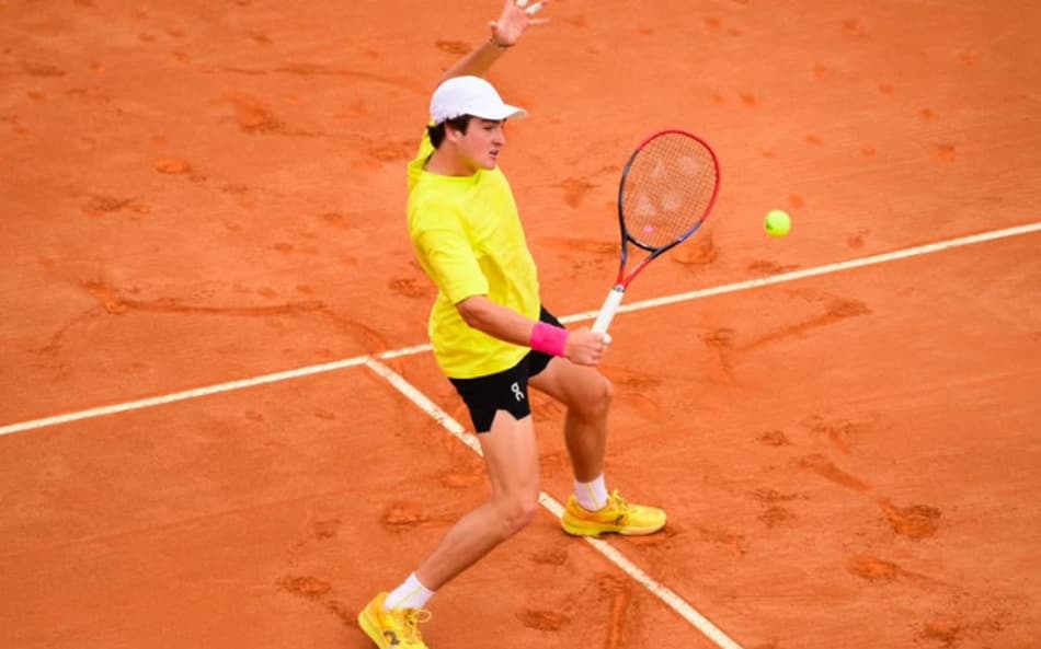João Fonseca em treino no Challenger de Estoril
