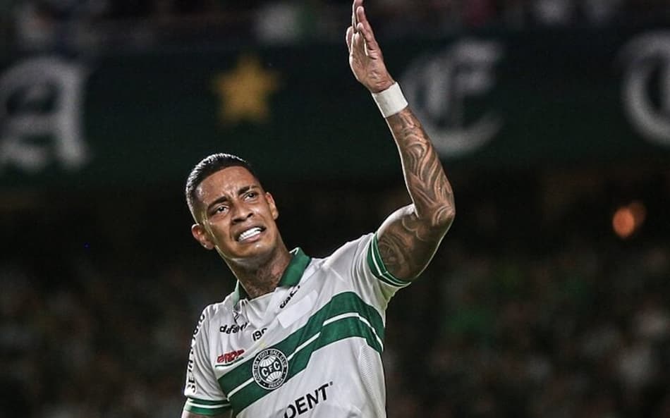 Coritiba x Sport - Comemoração de Alef Manga