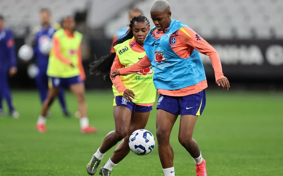 Quarto e último treino da Seleção Brasileira Feminina na NeoQuimica Arena. (Foto: Lívia Villas Boas / CBF)