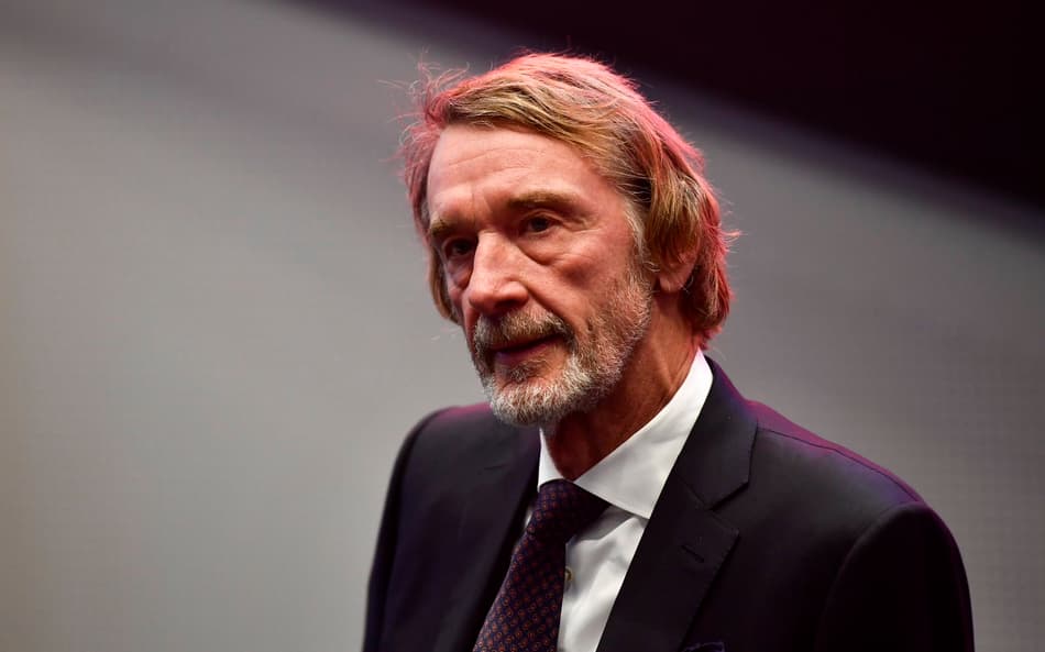 Jim Ratcliffe, dono da INEOS, é co-proprietário do Manchester United desde 2024 (Foto: Reprodução/Twitter)