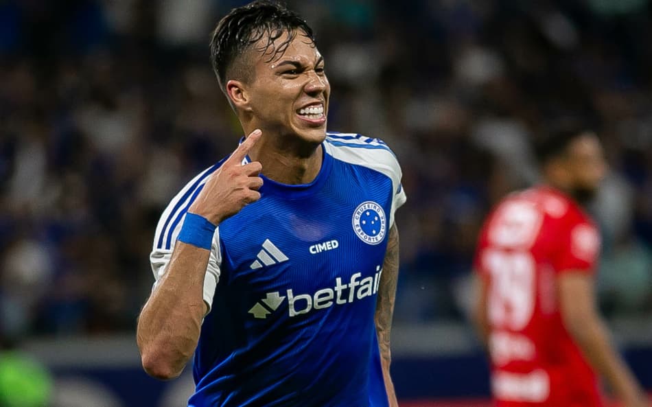 Kaio Jorge comemora gol no jogo do Cruzeiro contra o Vila Nova
