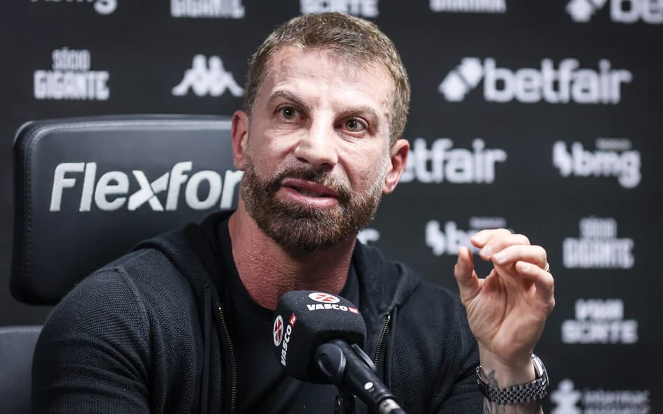 Pedrinho está à frente do futebol do Vasco por decisão liminar