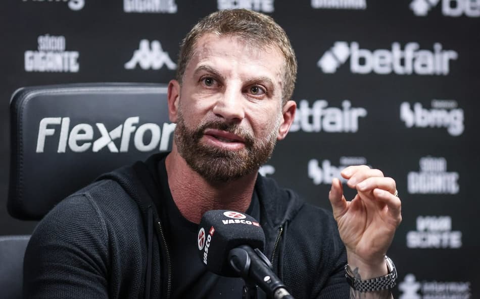Pedrinho está à frente do futebol do Vasco por decisão liminar