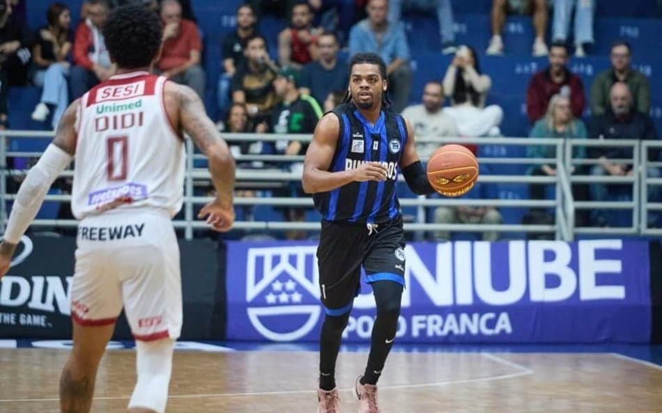 Franca e Pinheiros se enfrentaram, nesta terça-feira (13), pelos playoffs doNBB (Foto: Divulgação/NBB)