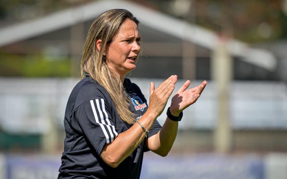 Tati Silveira comanda o Colo-Colo.