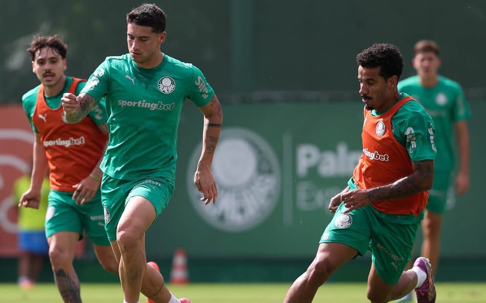 Treino do Palmeiras na Academia de Futebol