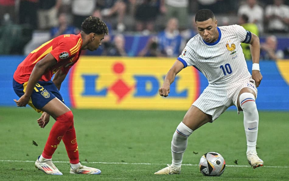 Lamine Yamal e Mbappé se enfrentam em Espanha x França pela Eurocopa