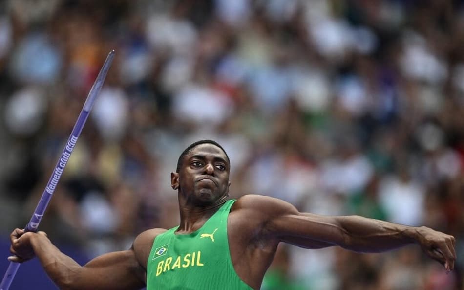 Luiz Maurício se classifica para final do lançamento de dardo em Paris