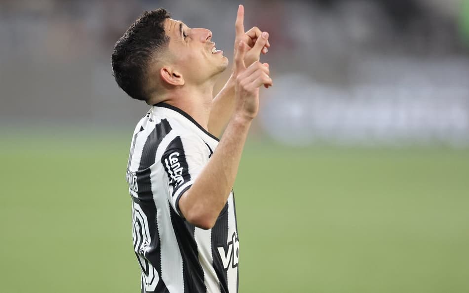 Savarino comemorando gol do Botafogo. (Foto: Vitor Silva/Botafogo)