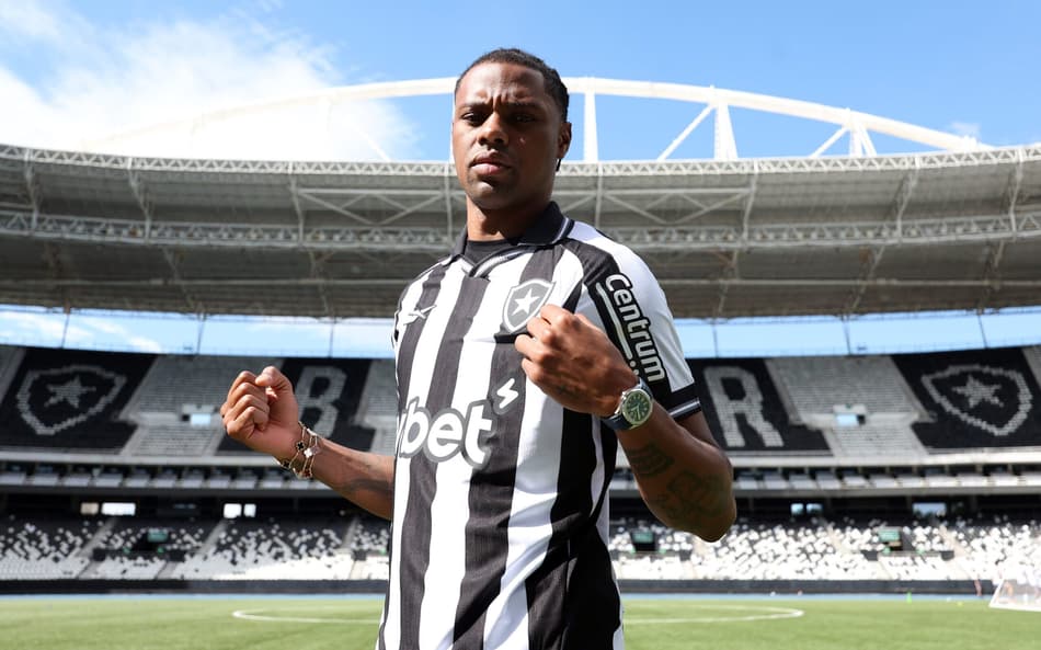 Kaio Pantaleão é o novo zagueiro do Botafogo (Foto: Vítor Silva/Botafogo)
