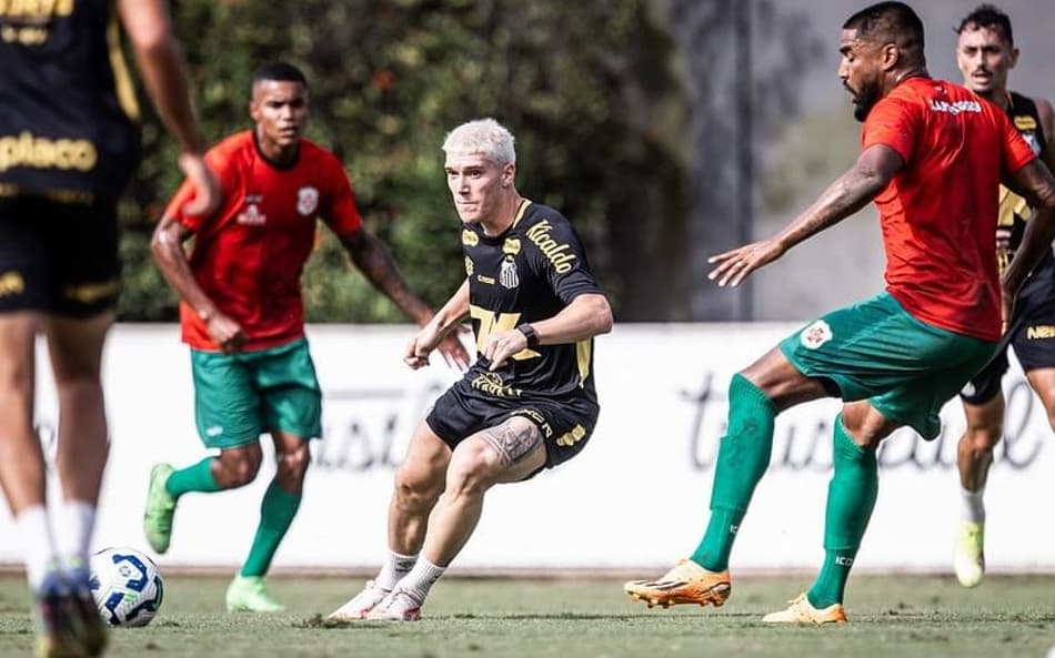 Santos realiza jogo-treino diante da Portuguesa neste sábado (07), no CT Rei Pelé. (Foto: aul Baretta/ Santos FC)