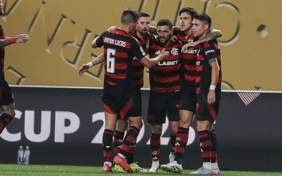 Jogadores do Flamengo comemoram gol no Mundial (Foto: Gilvan de Souza/Flamengo)