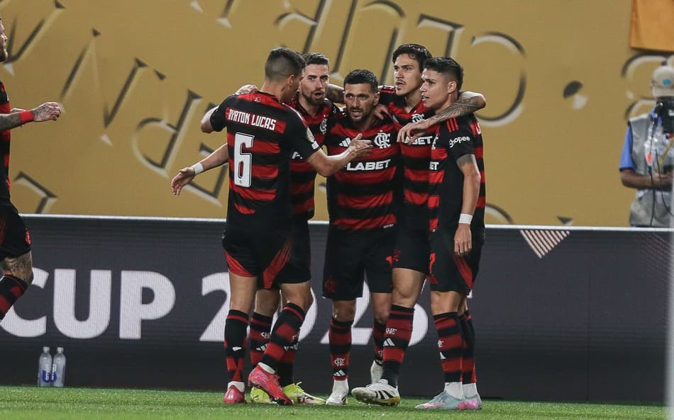 Jogadores do Flamengo comemoram gol no Mundial (Foto: Gilvan de Souza/Flamengo)