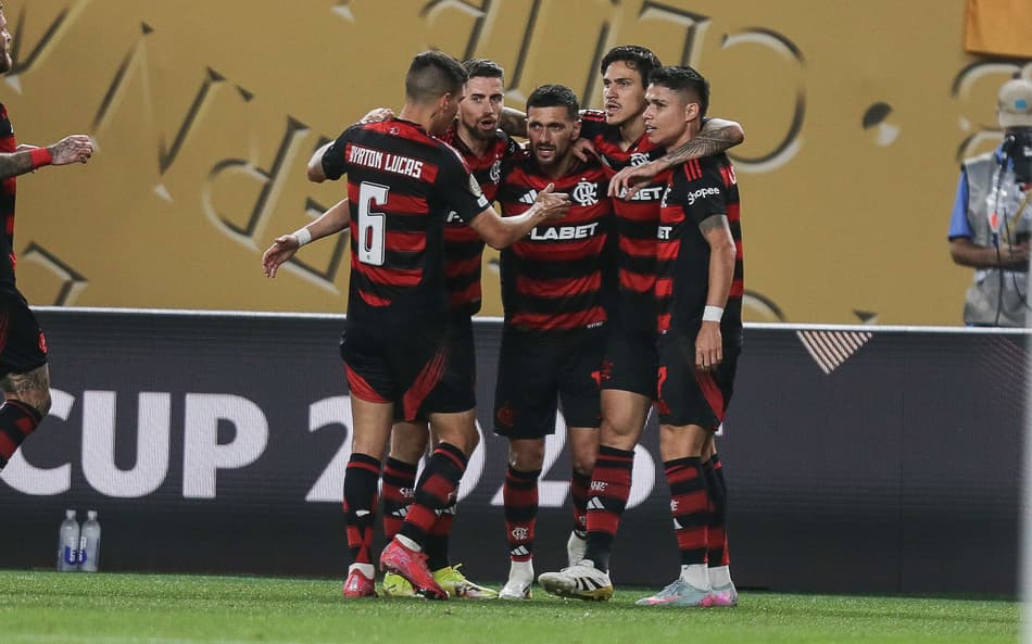 Jogadores do Flamengo comemoram gol no Mundial (Foto: Gilvan de Souza/Flamengo)