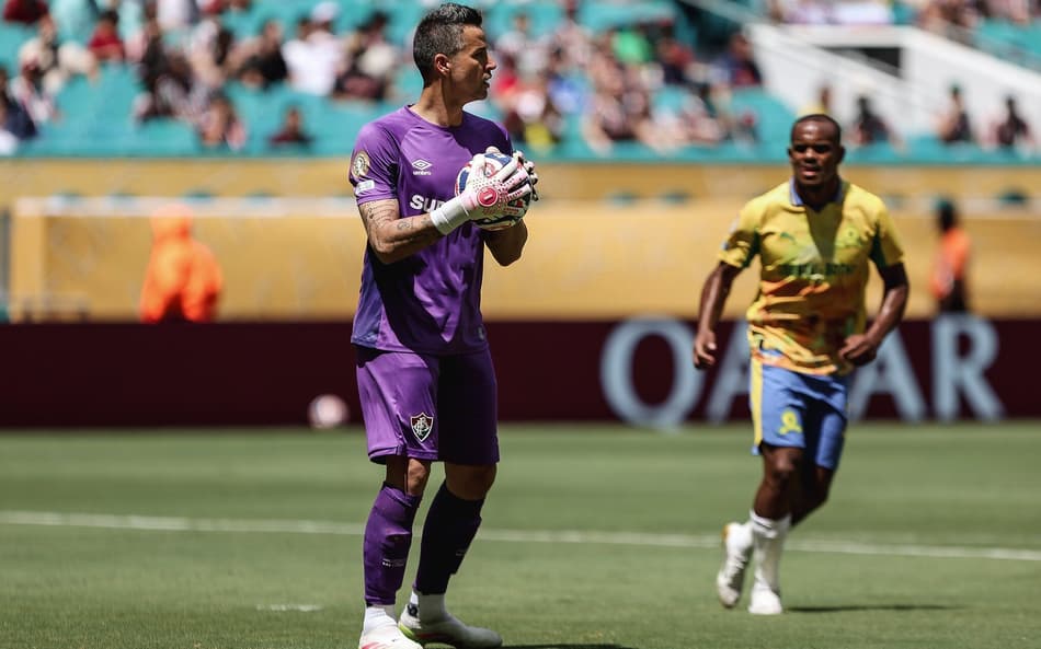 Fábio falou sobre o momento na história do Fluminense (Foto: Lucas Merçon / Fluminense FC)