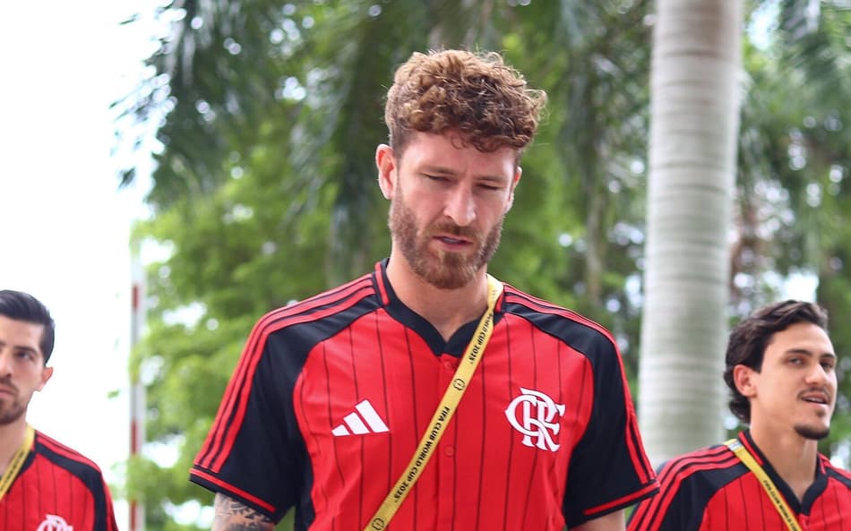 Léo Pereira antes do jogo contra o Bayern pelo Mundial de Clubes (Foto: Gilvan de Souza / Flamengo)
