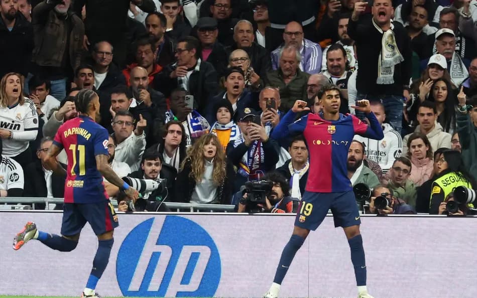 Yamal sofreu insultos racistas durante o jogo entre Real Madrid e Barcelona (Foto: Pierre-Philippe Marcou/AFP)