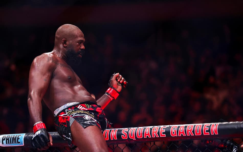 UFC: Jon Jones se pronuncia após anunciar aposentadoria