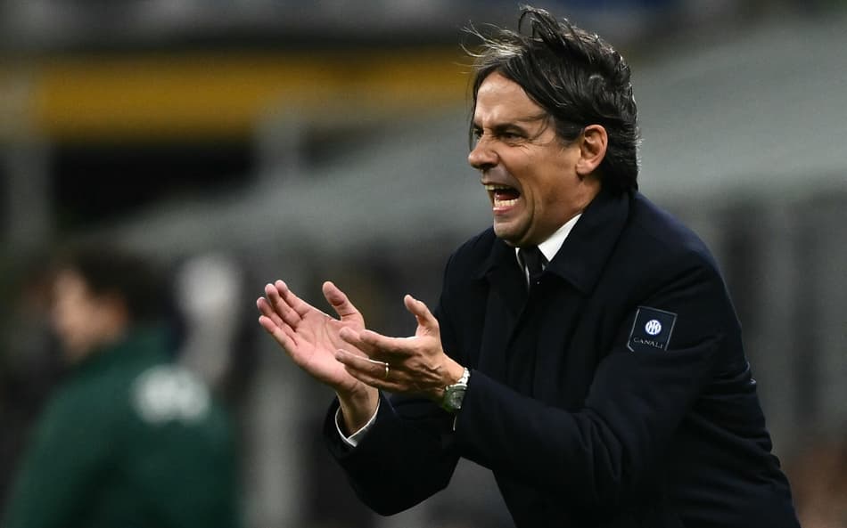 Simone Inzaghi, acertado com o Al Hilal, em Inter de Milão x Bayern de Munique (Foto: Marco Bertorello / AFP)