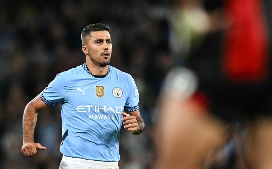 Rodri voltou a jogar pelo Manchester City e vai para o Mundial de Clubes (Foto: Paul Ellis/AFP)