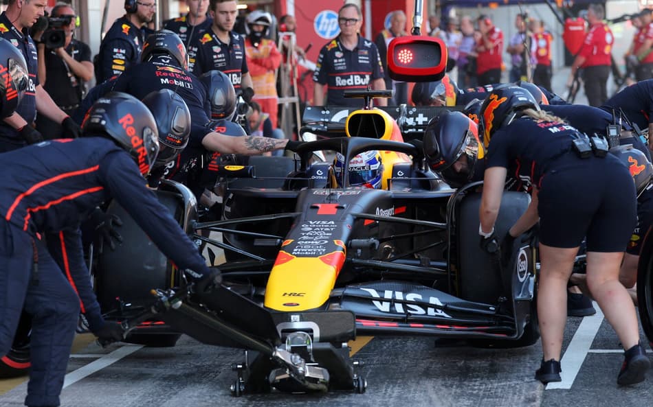 Red Bull admite baque após crer em virada forçada por nova asa dianteira: ‘Preocupante’