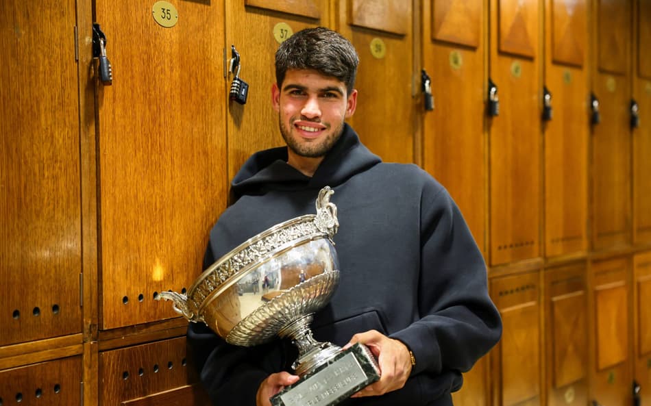 Alcaraz, bicampeão de Roland Garros, busca igualar marca de Borg; entenda