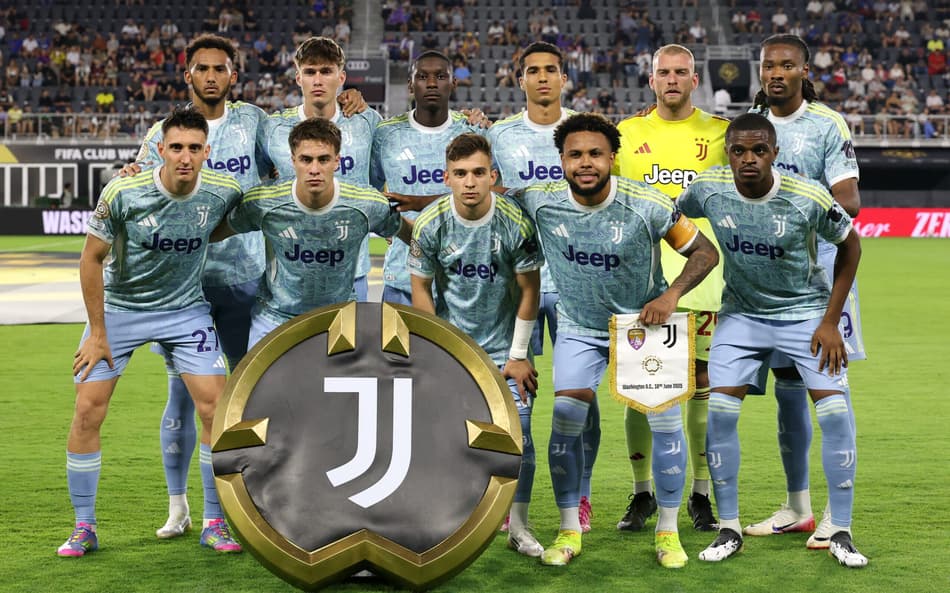 Time titular da Juventus na goleada sobre o Al Ain no Mundial de Clubes